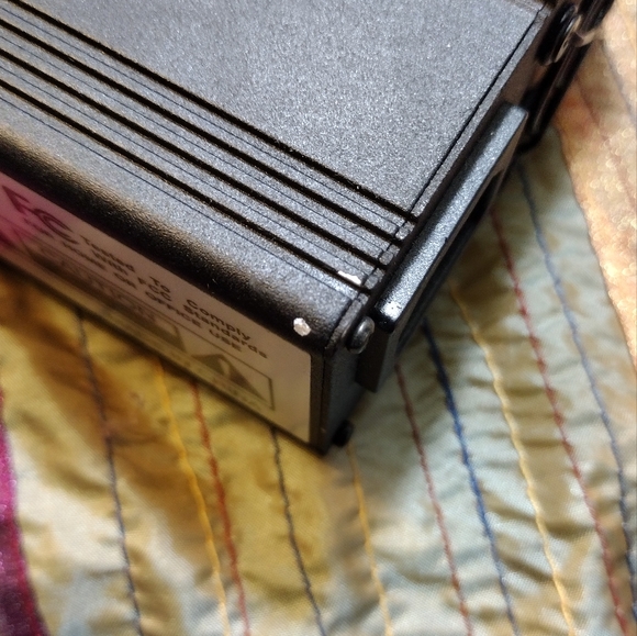 Original YHi AC Adapter Model number 090-02180-13 - Picture 5 of 5